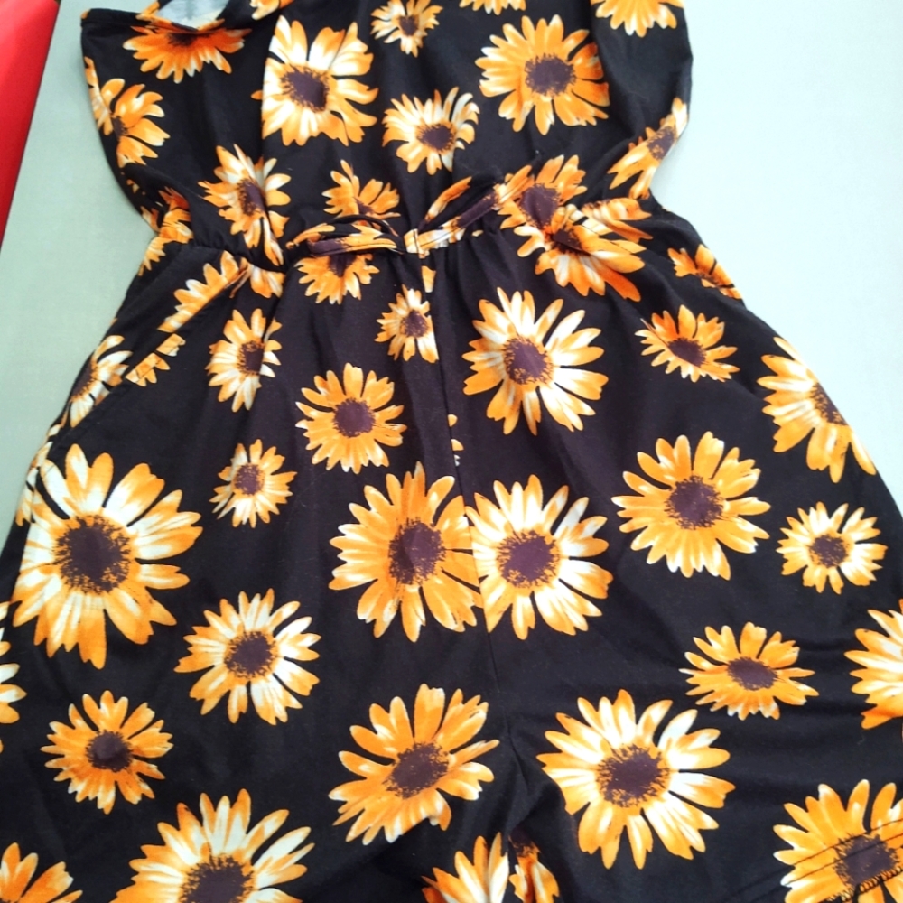 Shien clothing. Size small, barely worn.